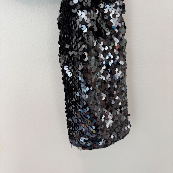 Dynamite Sequin Crop Top Long Sleeves Black Silver Size M - Picture 5 of 9